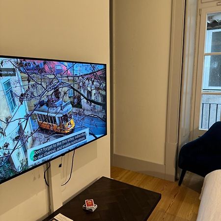 Double Room With Private Wc In Shared House In Downtown Lisboa Exterior foto