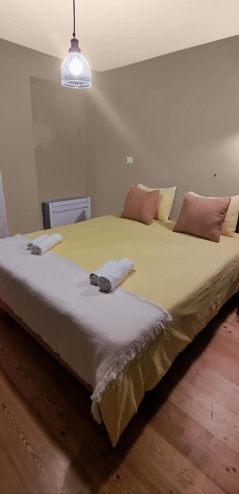 Double Room With Private Wc In Shared House In Downtown Lisboa Exterior foto